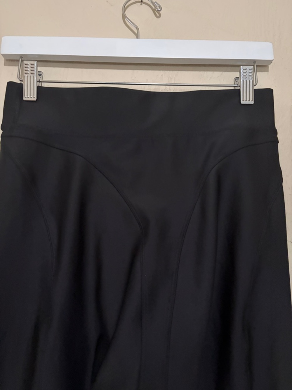 Alo Black High-Waist Leggings. Excellent Condition! - Picture 5 of 9